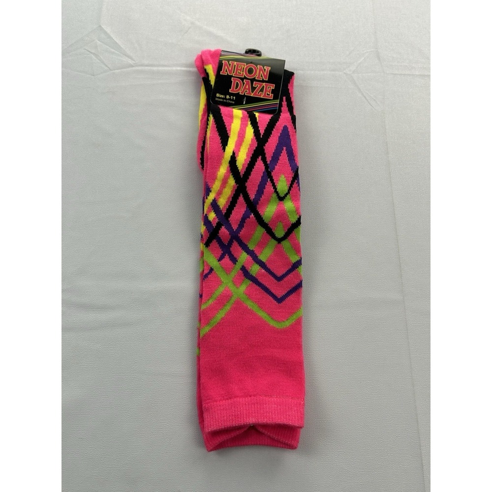 Neon Daze Neon Pink Crew Socks Geometric Abstract 80s Retro Size 9-11 NWT - Picture 2 of 7